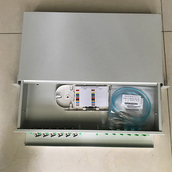 Hộp phối quang ODF 16FO Chuẩn Rack ( đầy đủ phụ kiện OM3)